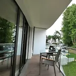 Apartment White Pearl 1.02